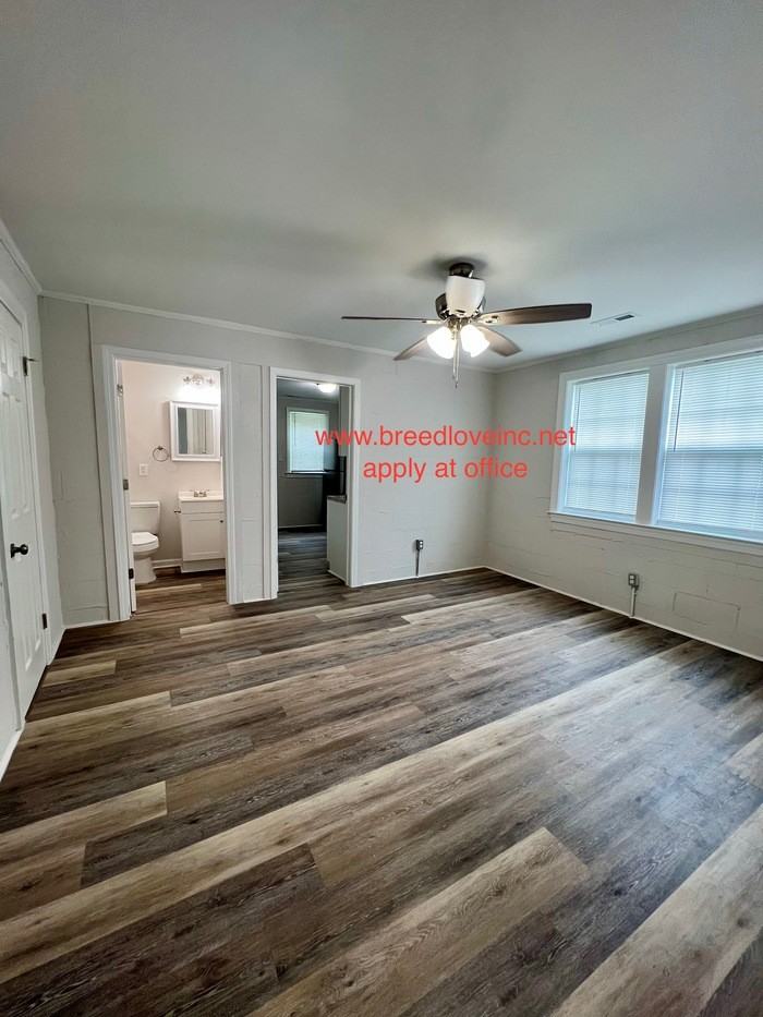 1710 Freeman St Se #A - Photo 5 of 5