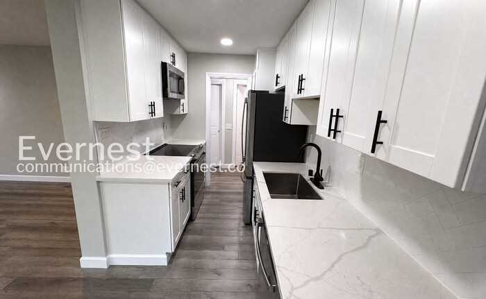 73 Brookwood Rd #42 - Photo 4 of 22