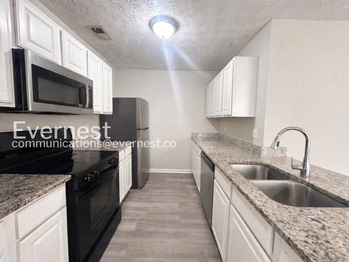 2002 Grove Way - Photo 5 of 23