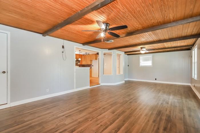 5103 Redding Ln - Photo 3 of 7
