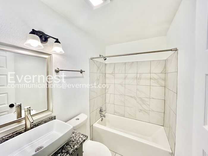 1800 Heidelberg Dr - Photo 7 of 23