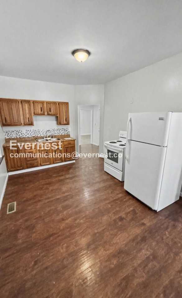 3926 Oregon Ave #1F - Photo 2 of 21