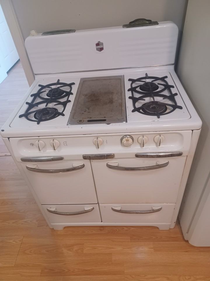 924 Virginia St - Photo 5 of 11