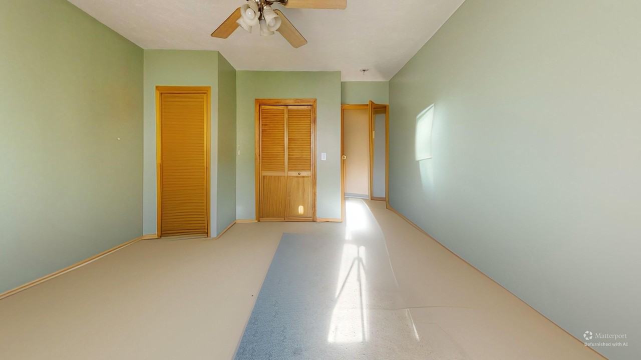 47 Rockwell St #49 - Photo 4 of 13