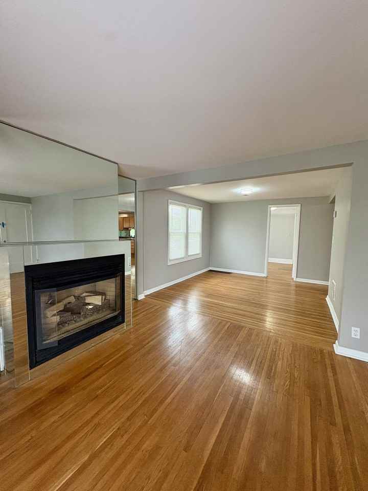 312 Victoria Blvd - Photo 2 of 11