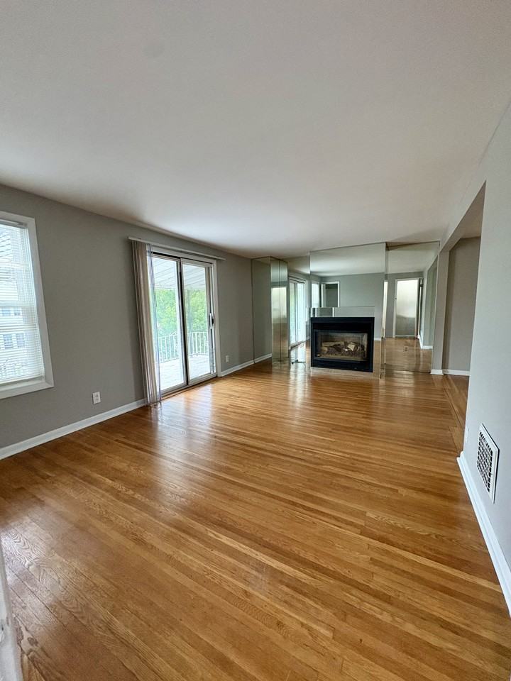 312 Victoria Blvd - Photo 3 of 11