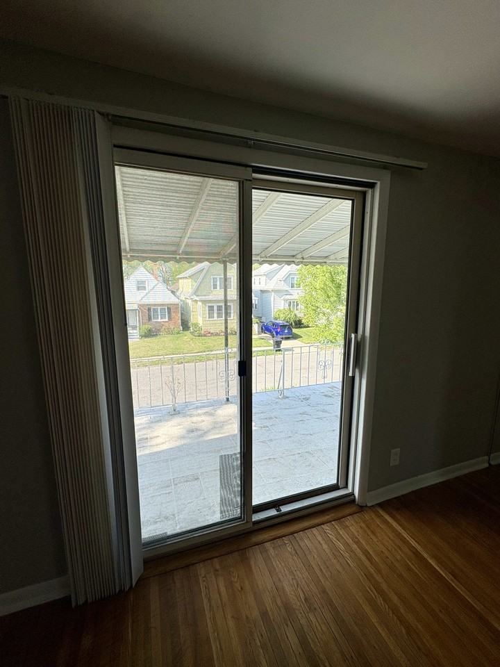 312 Victoria Blvd - Photo 5 of 11