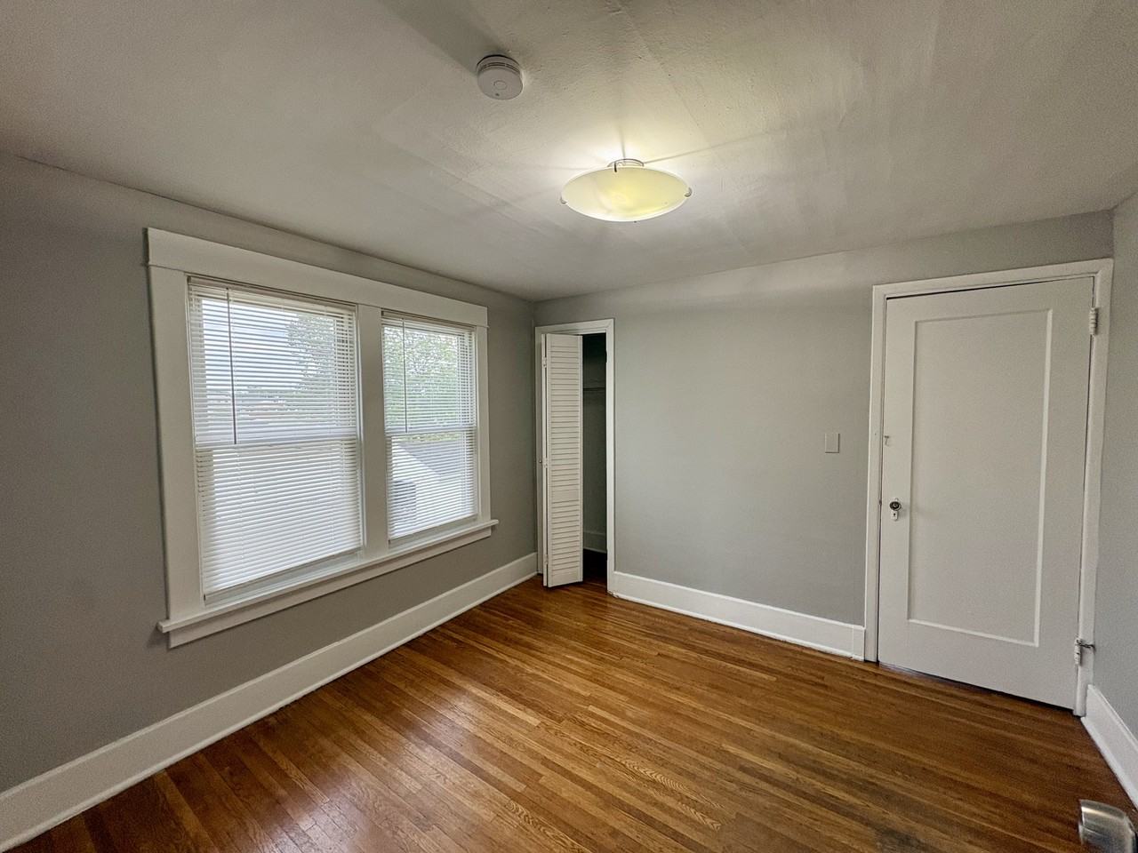 312 Victoria Blvd - Photo 7 of 11