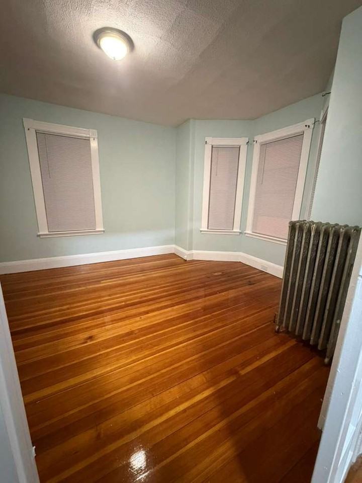 420 Hyde Park Ave #NA - Photo 6 of 20