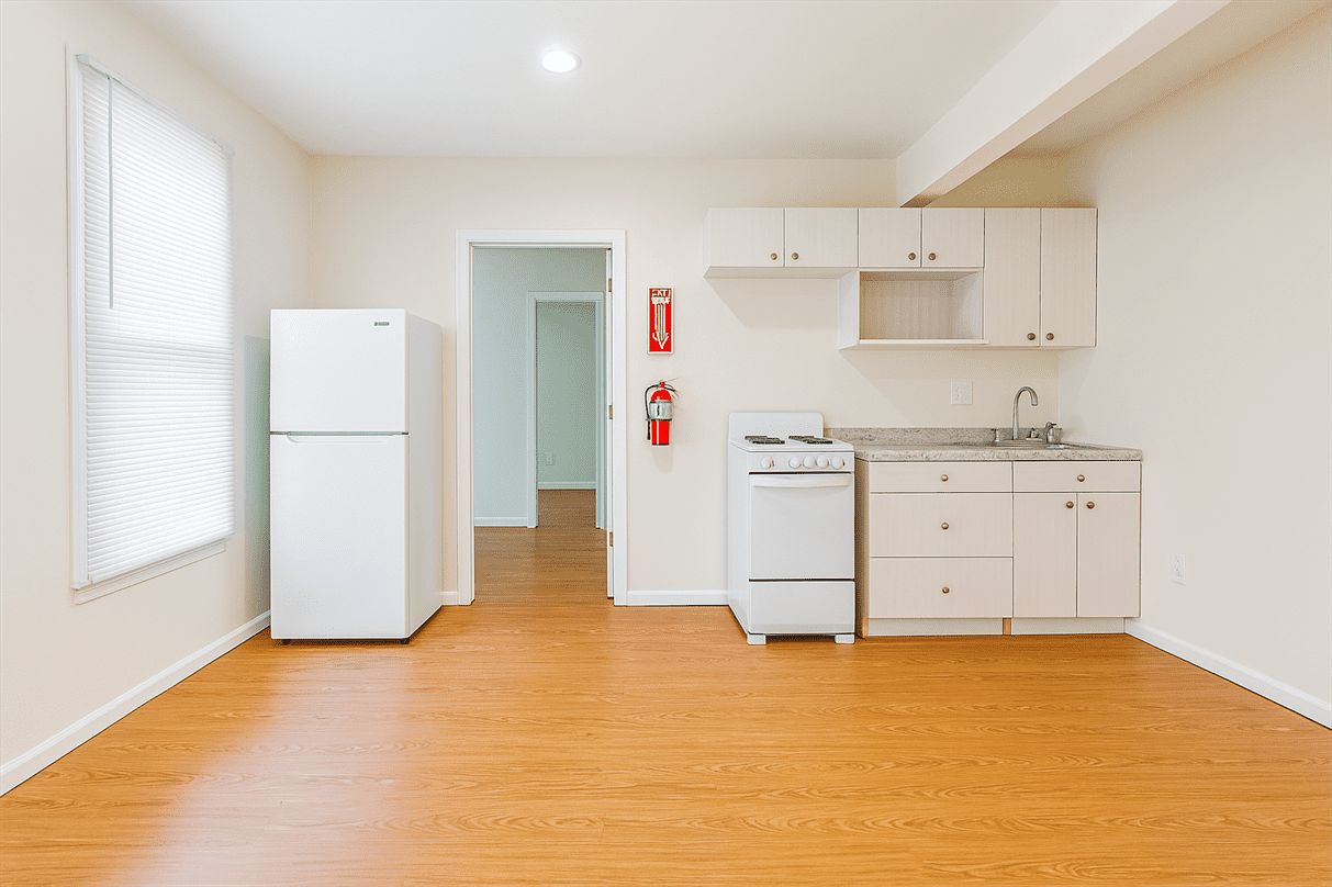 422 N Hamilton St #2 - Photo 2 of 12