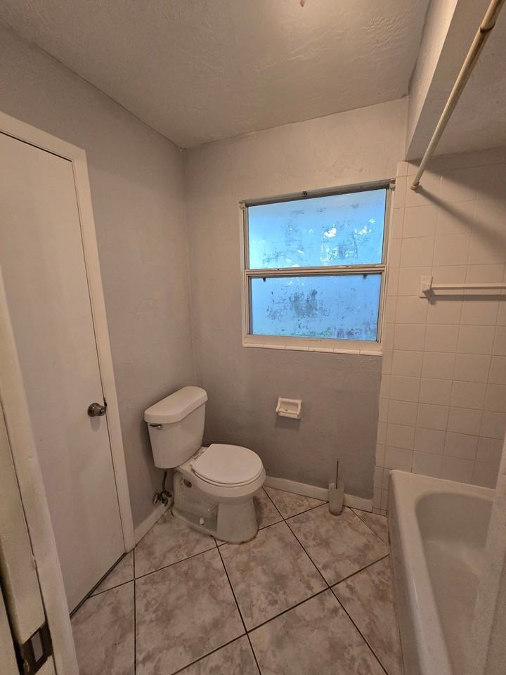 3413 Sherwood Dr #B - Photo 6 of 12