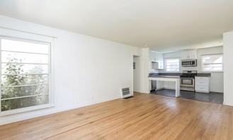 1031 0cean Park #4 - Photo 1 of 1