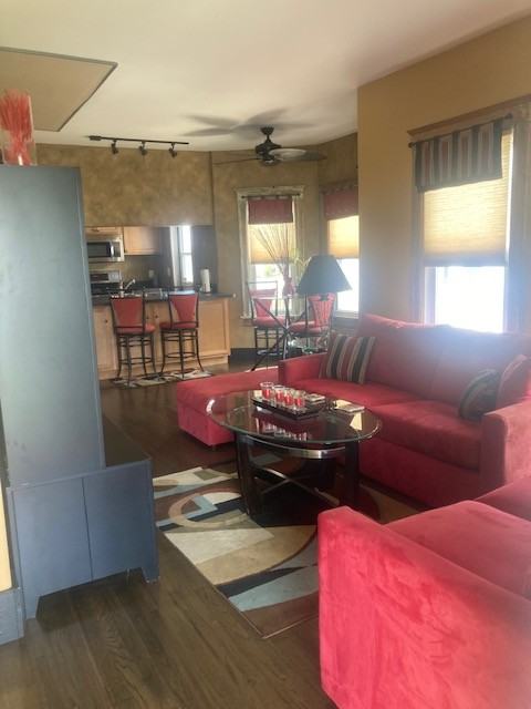 90 Seaview Ave - Photo 2 of 8