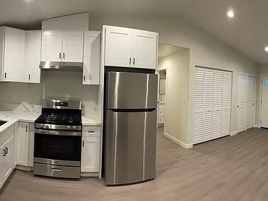 1528 Mill St #NA - Photo 2 of 7