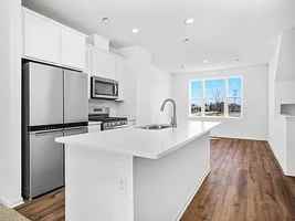 featured image of 2032 Yellowstone Blvd #2032