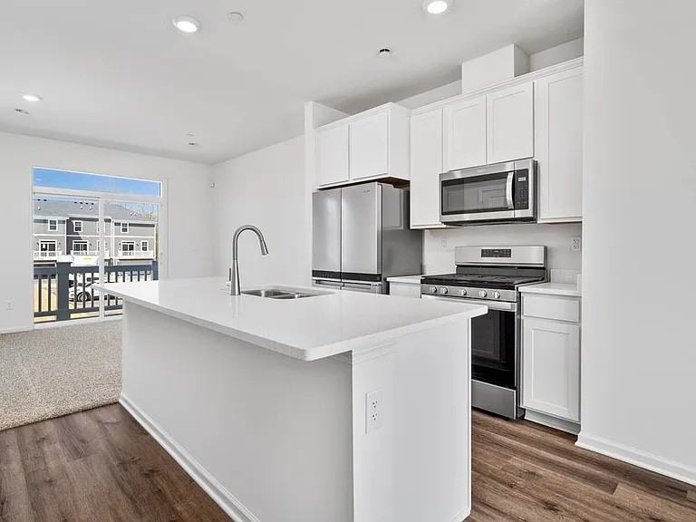2032 Yellowstone Blvd #2032 - Photo 3 of 14