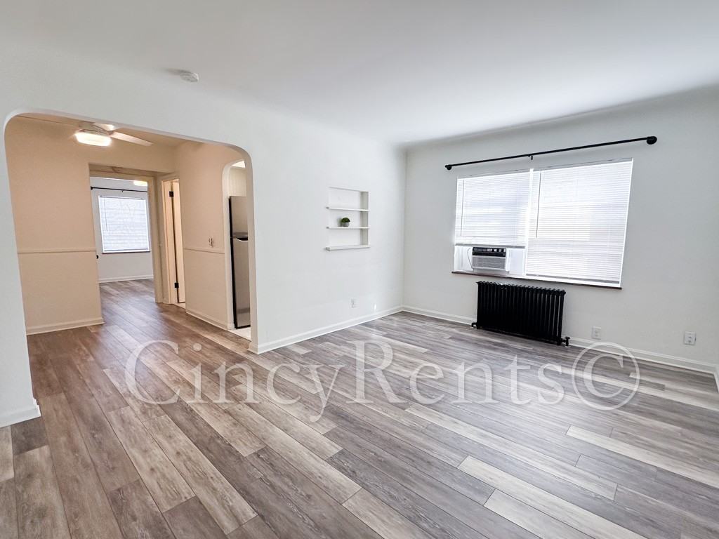 2782 Observatory Ave #7 - Photo 4 of 14