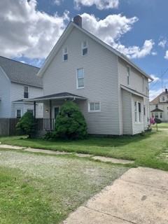 2325 Clyde Pl Sw #NA - Photo 3 of 20