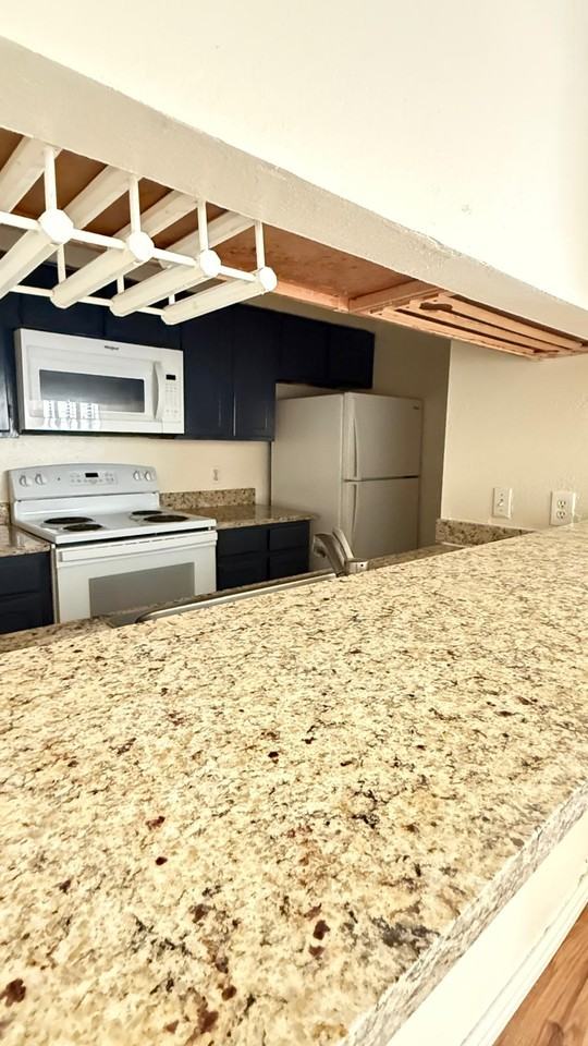 9619 Walnut St #7107 - Photo 3 of 18