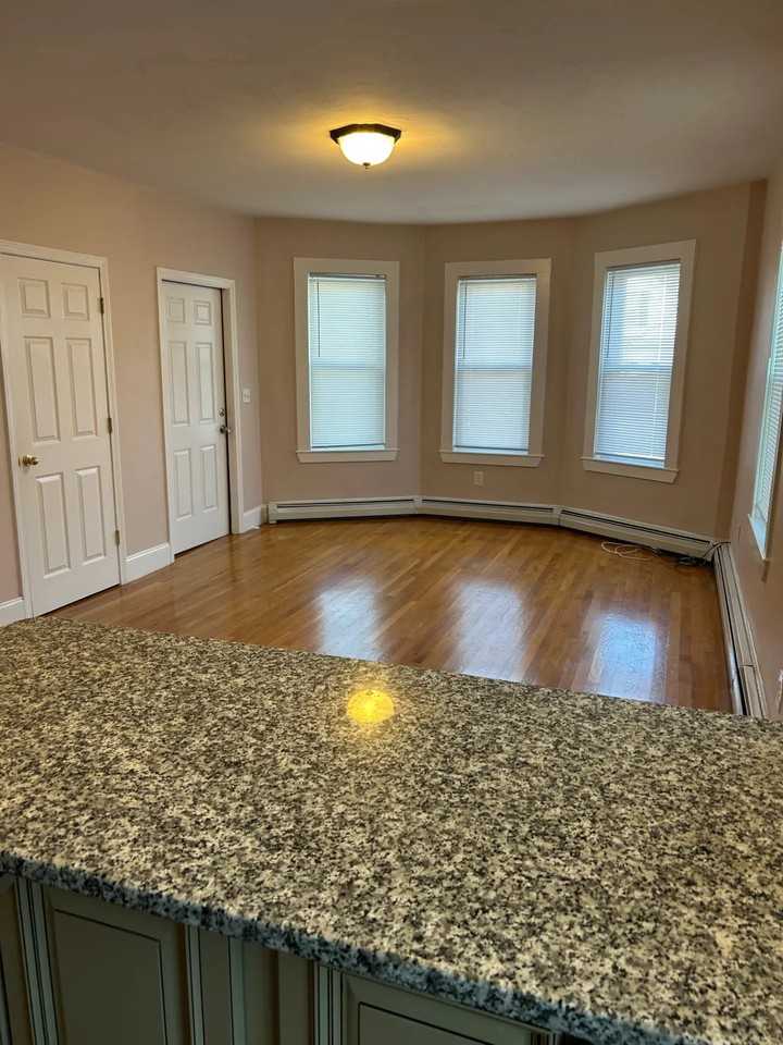 43 Savin Ave #1 - Photo 5 of 7