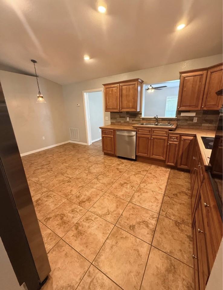 9871 Ne 78th Ln #NA - Photo 6 of 10