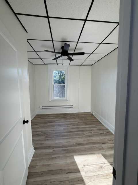 2 W Elizabeth Ave #2 - Photo 3 of 10