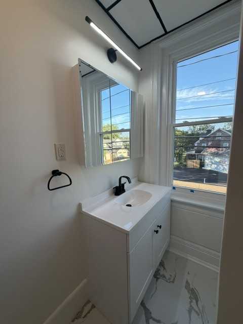 2 W Elizabeth Ave #2 - Photo 7 of 10