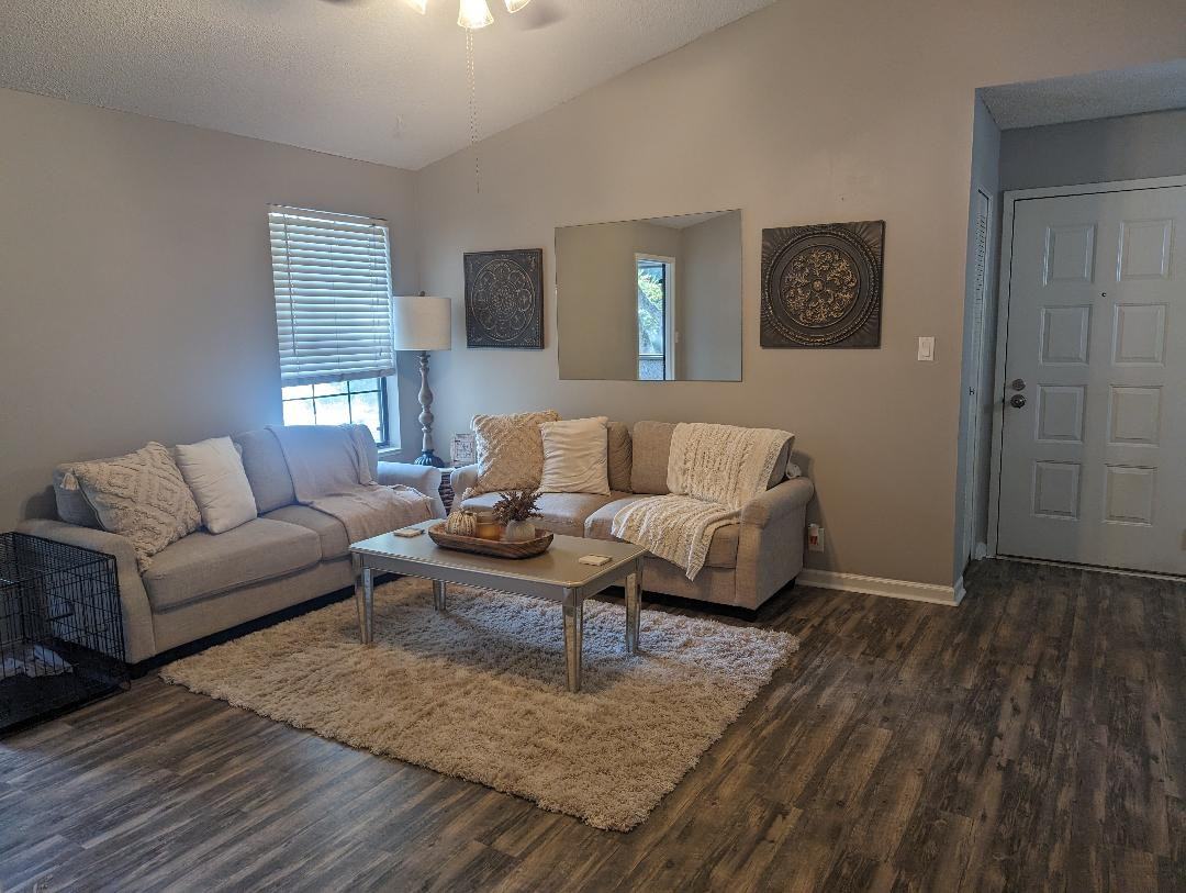 30 Mathews Dr #711 - Photo 3 of 13