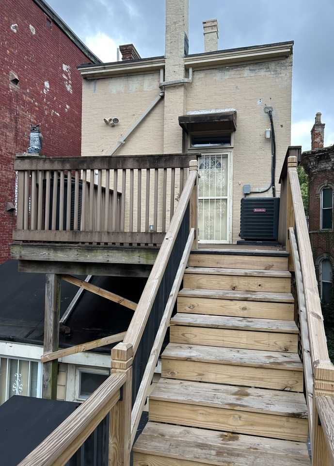 936 Findlay St #NA - Photo 2 of 20