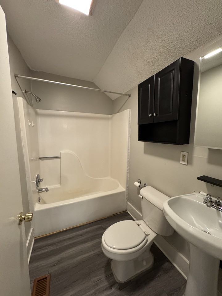 909 Lischey Ave #NA - Photo 7 of 13