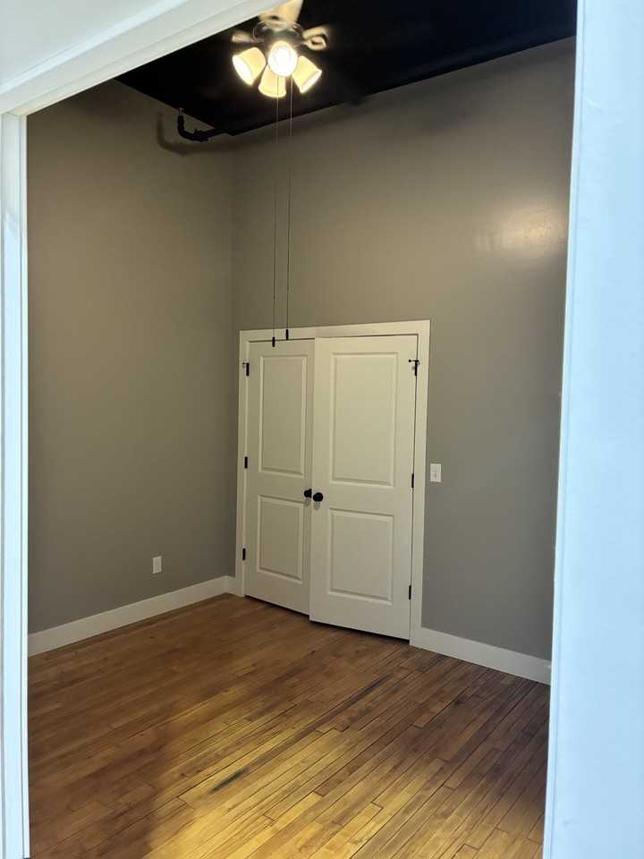 145 S Santa Fe Ave - Photo 2 of 10
