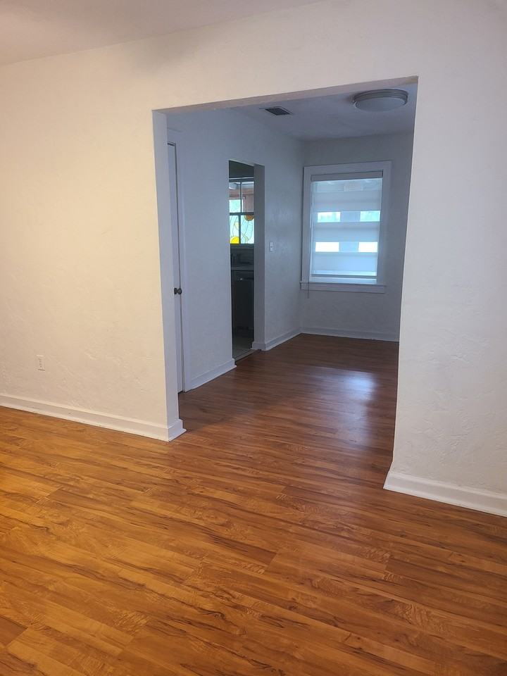 3506 Nw 5th St #NA - Photo 5 of 13
