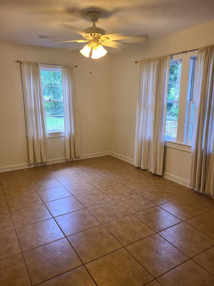 3506 Nw 5th St #NA - Photo 6 of 13