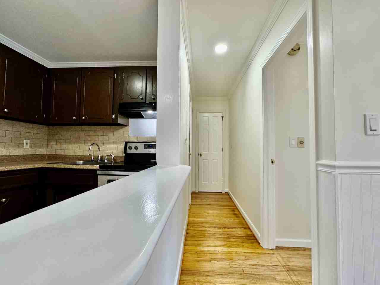 637 Cove Rd #C13 - Photo 6 of 13