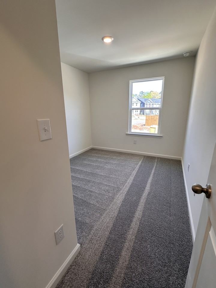 3010 Spline Cir #3010 - Photo 7 of 12