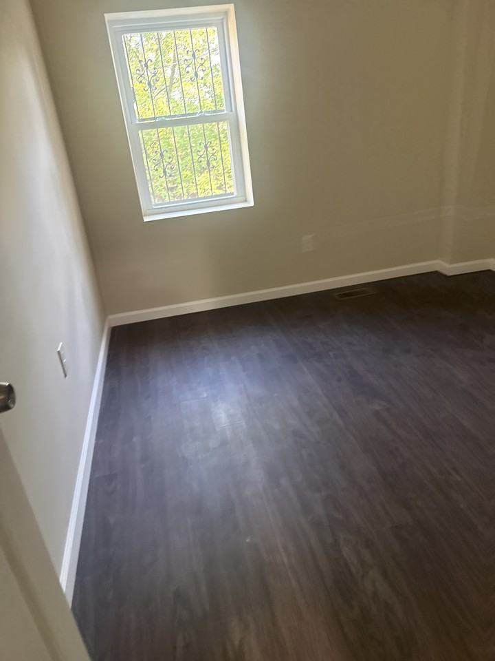 1839 Ramsay St #1 - Photo 7 of 13
