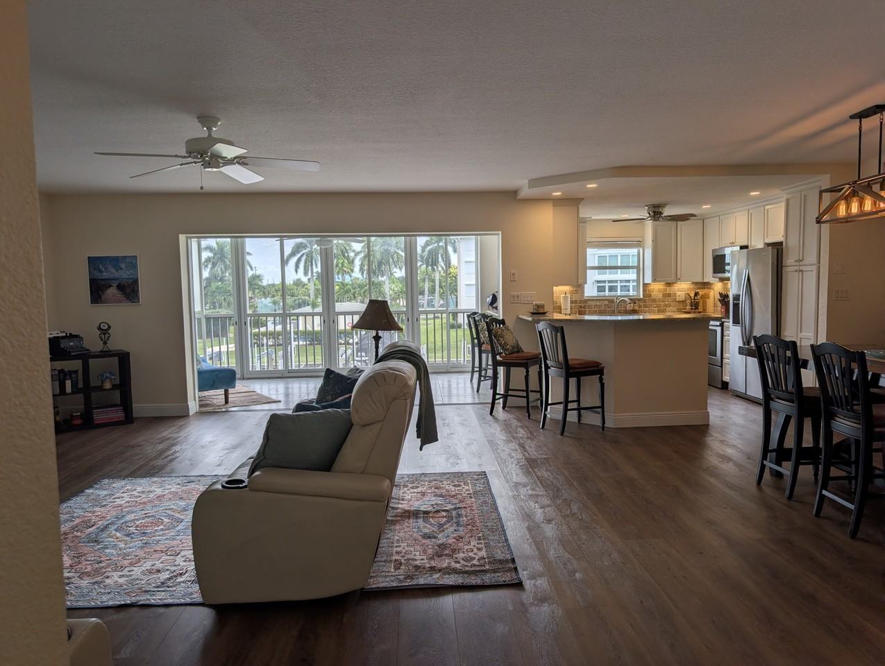 130 Breakers Ct #221 - Photo 3 of 34