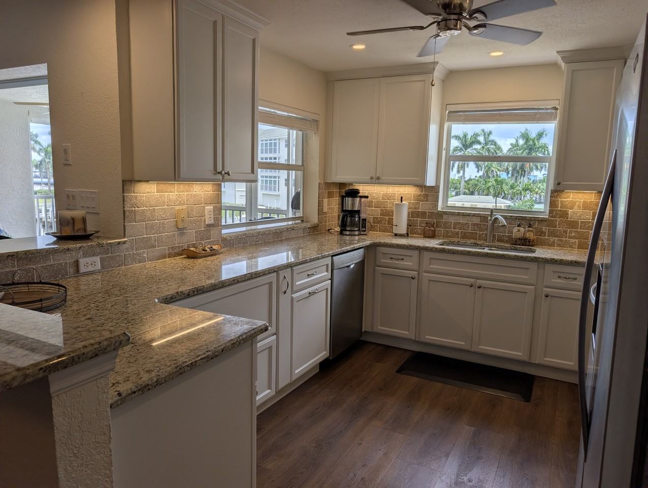 130 Breakers Ct #221 - Photo 7 of 34