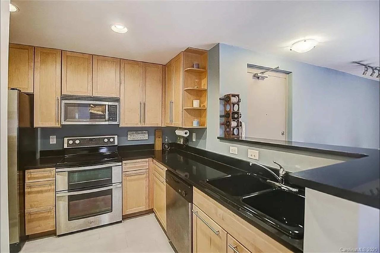 652 Raphael Pl #652 - Photo 4 of 21