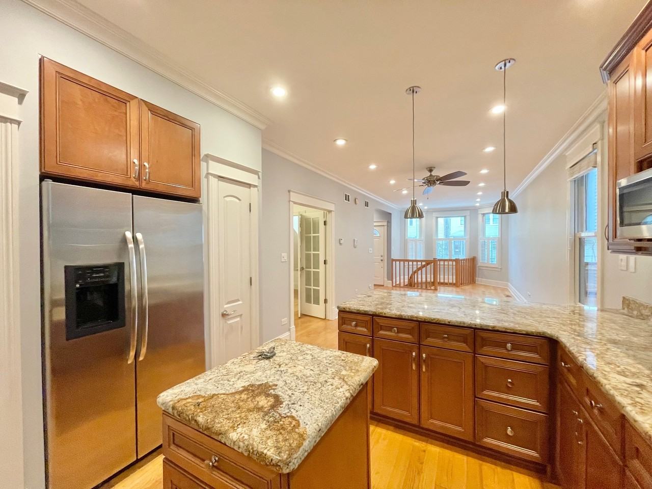 3448 N Damen Ave #1 - Photo 3 of 27