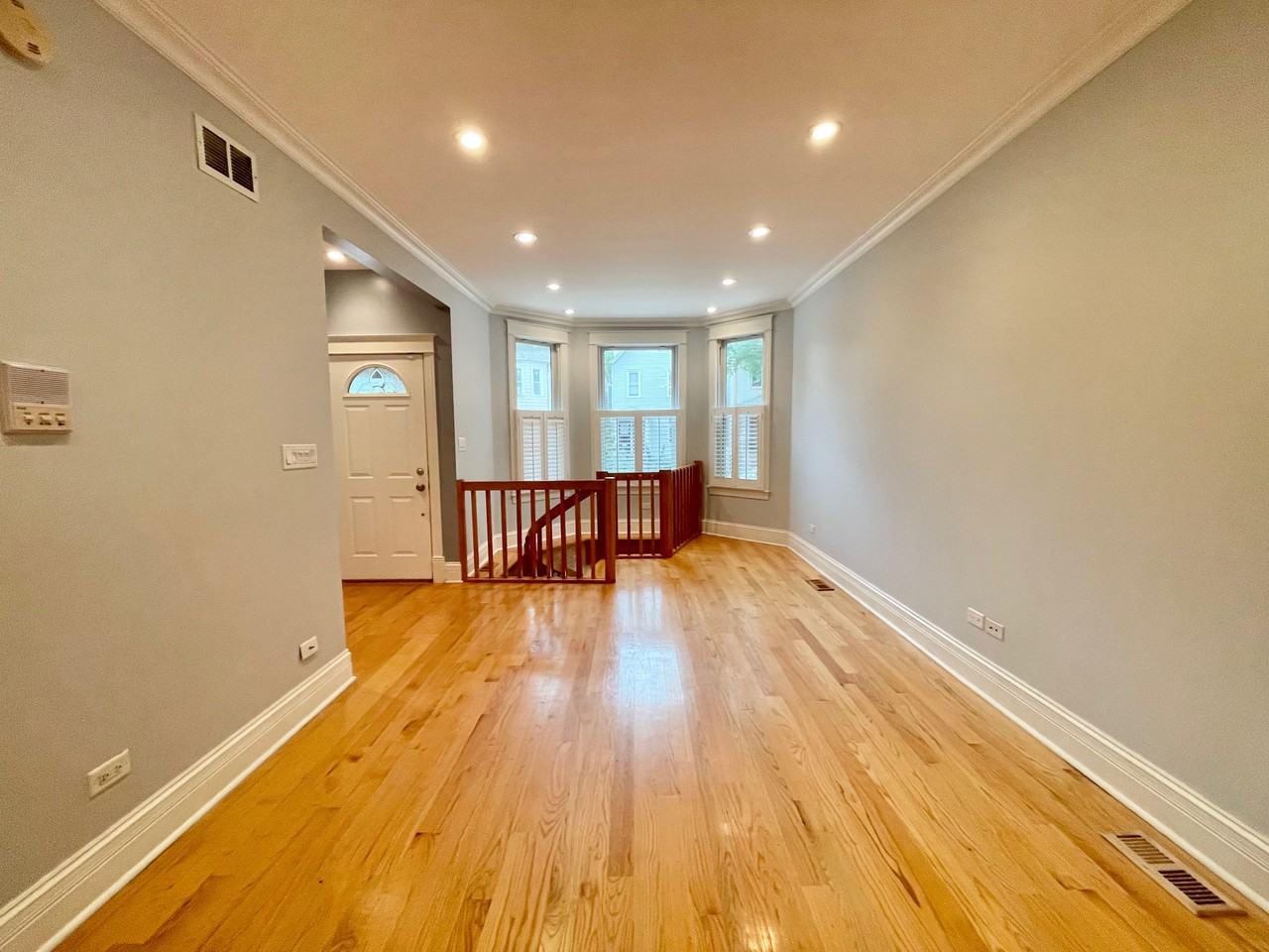 3448 N Damen Ave #1 - Photo 7 of 27