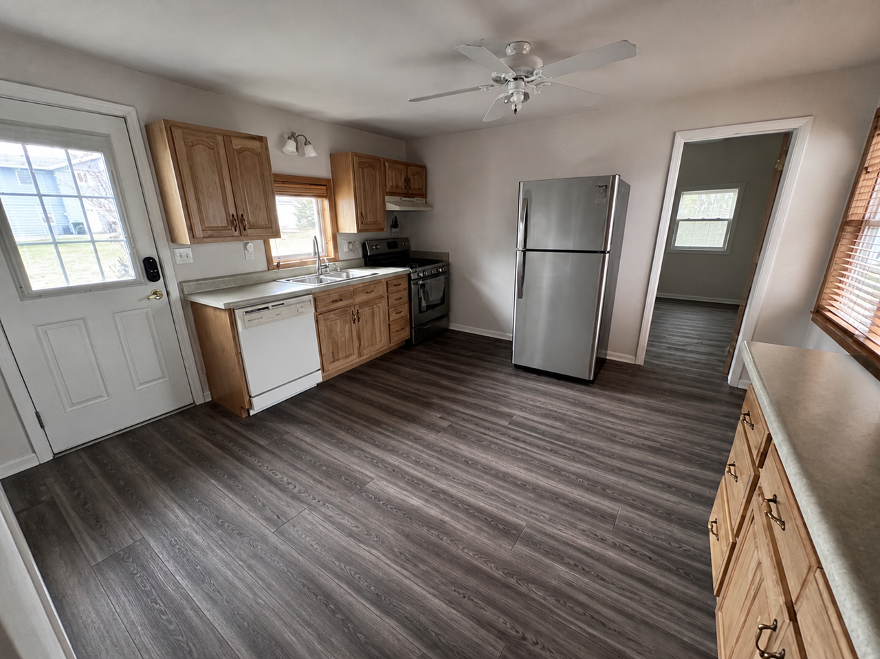 528 Cook St #NA - Photo 7 of 11