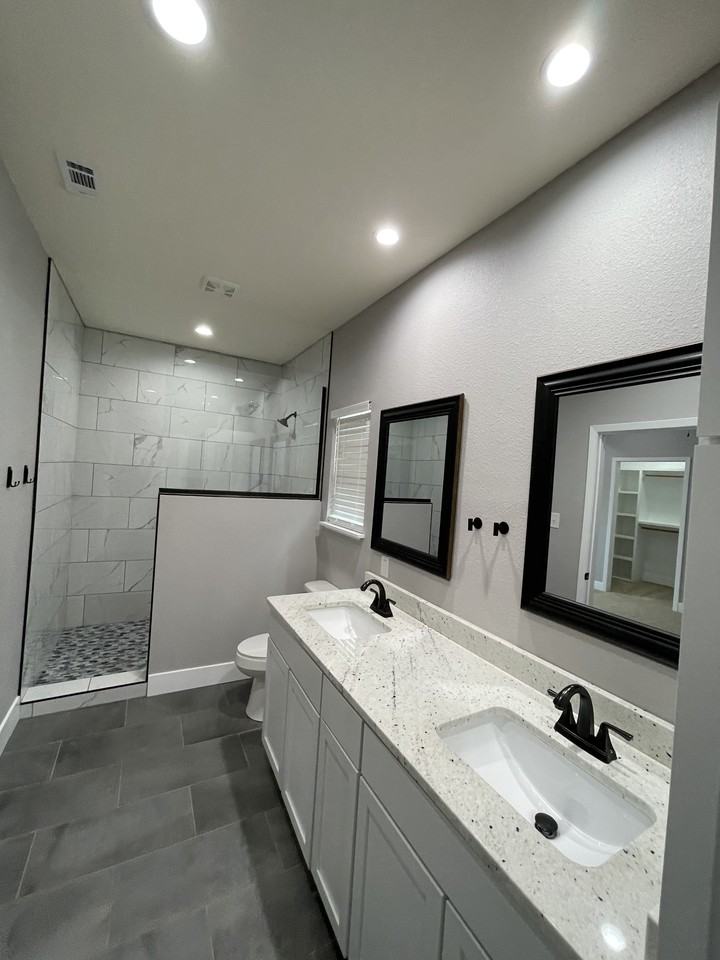 5001 Wagon Wheel Ave #NA - Photo 5 of 9