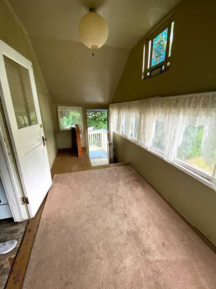 307 State St - Photo 6 of 21