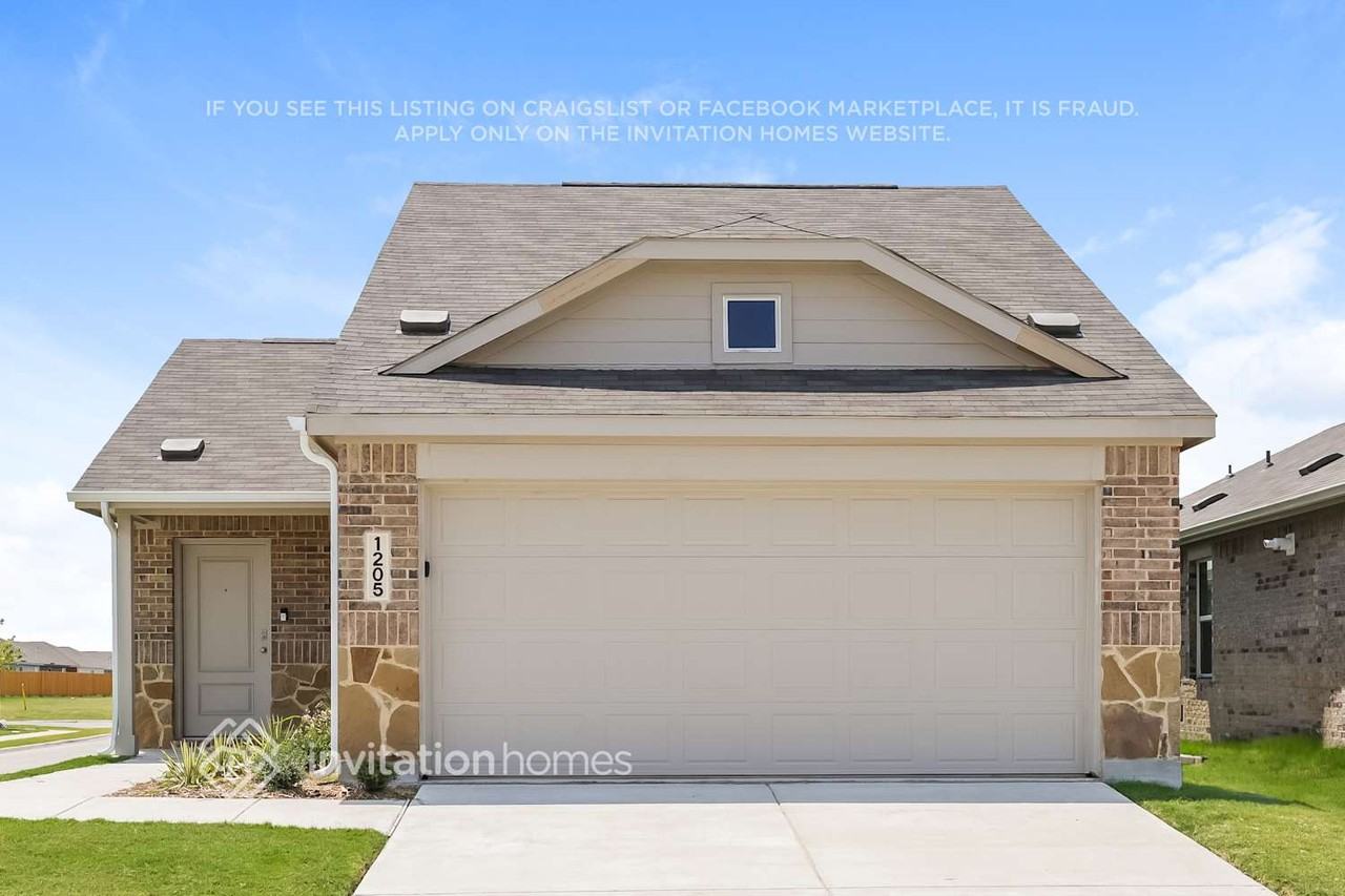 1205 Canyon Wren Dr