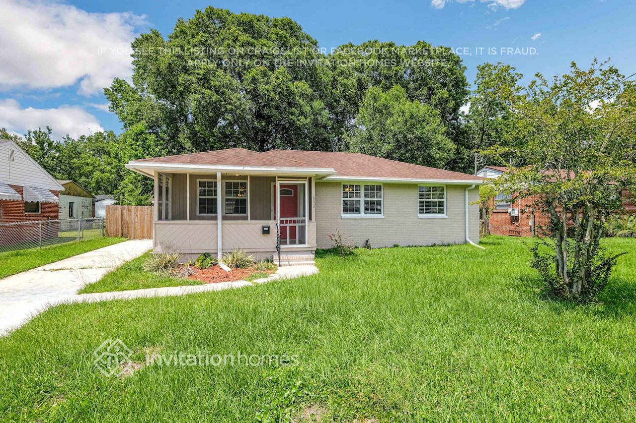 5279 Carder St - Photo 2 of 25