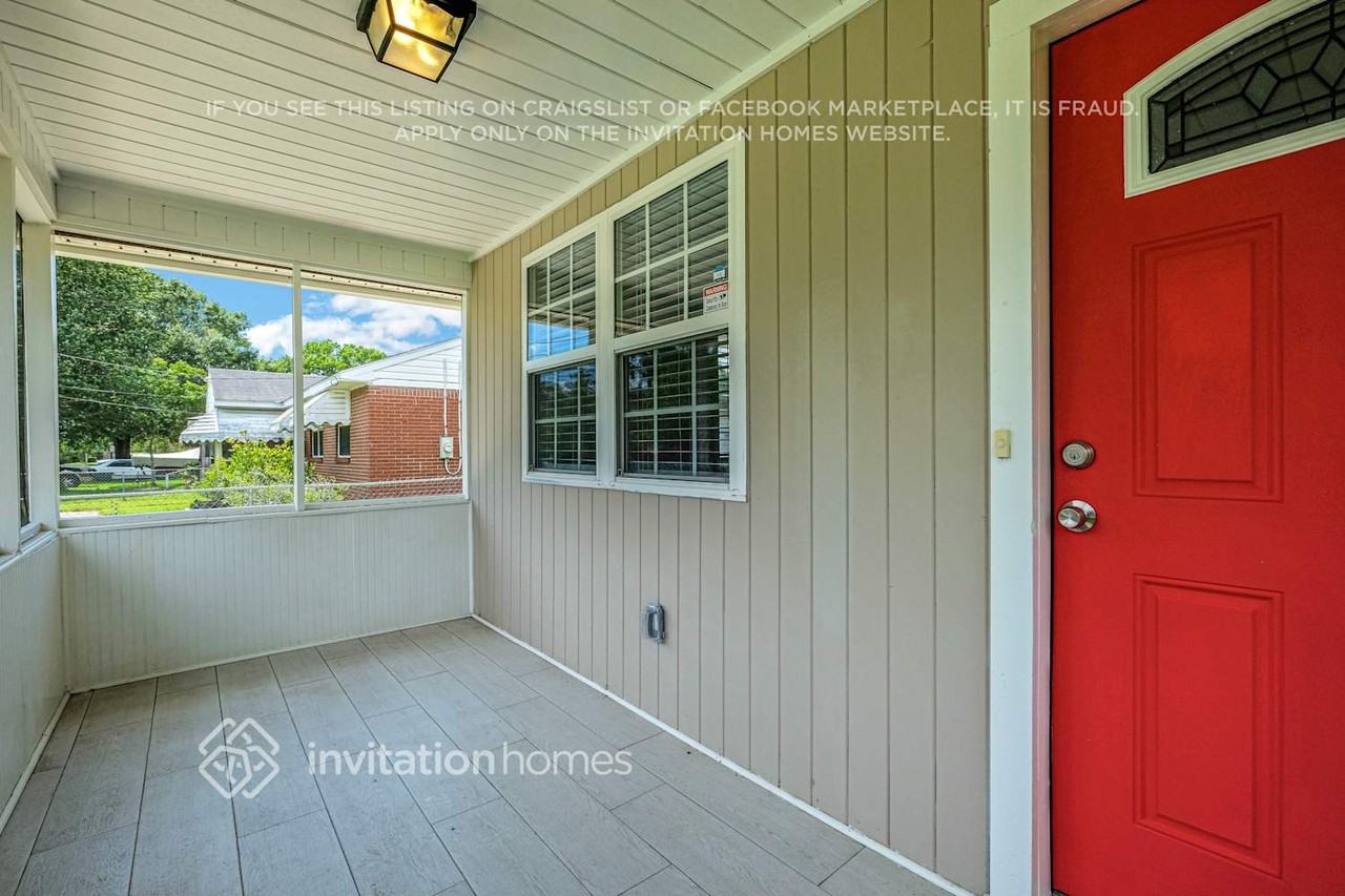 5279 Carder St - Photo 5 of 25