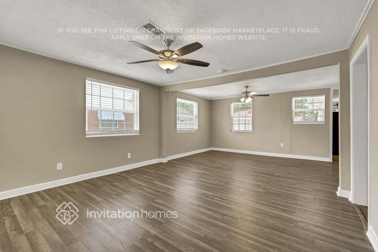 5279 Carder St - Photo 6 of 25
