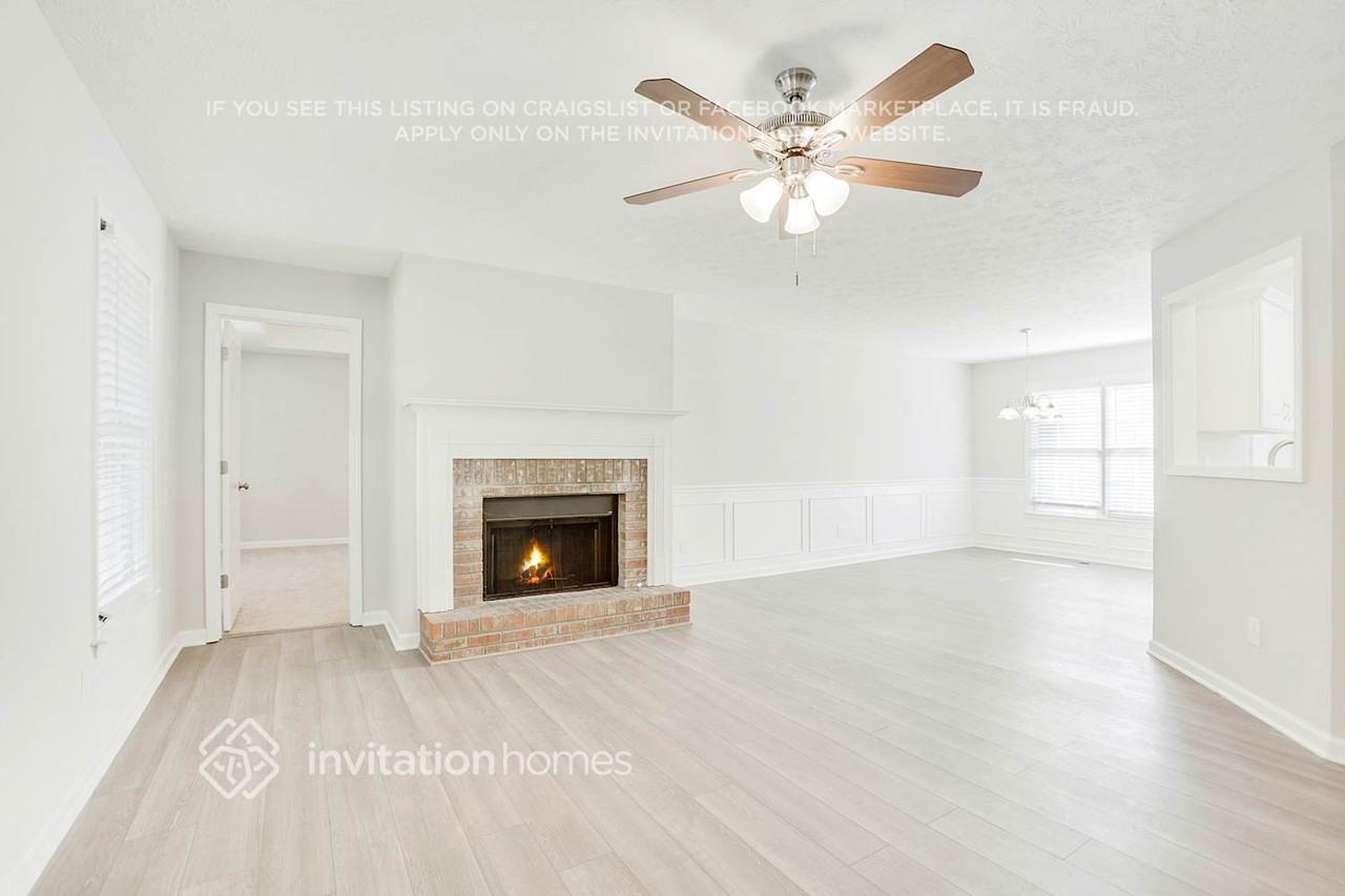 460 Austin Dr - Photo 4 of 24