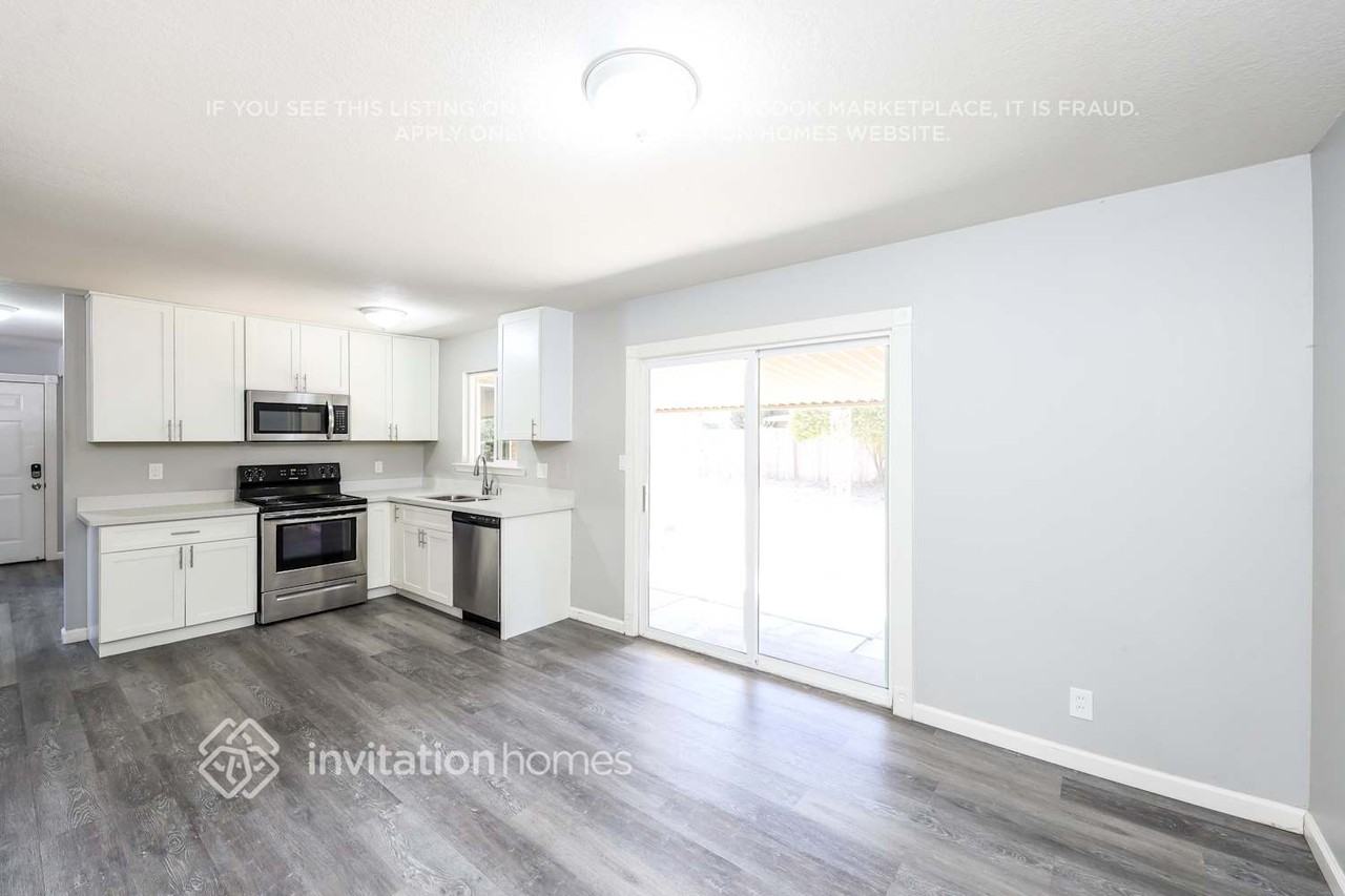 218 Princeton Ave - Photo 6 of 17